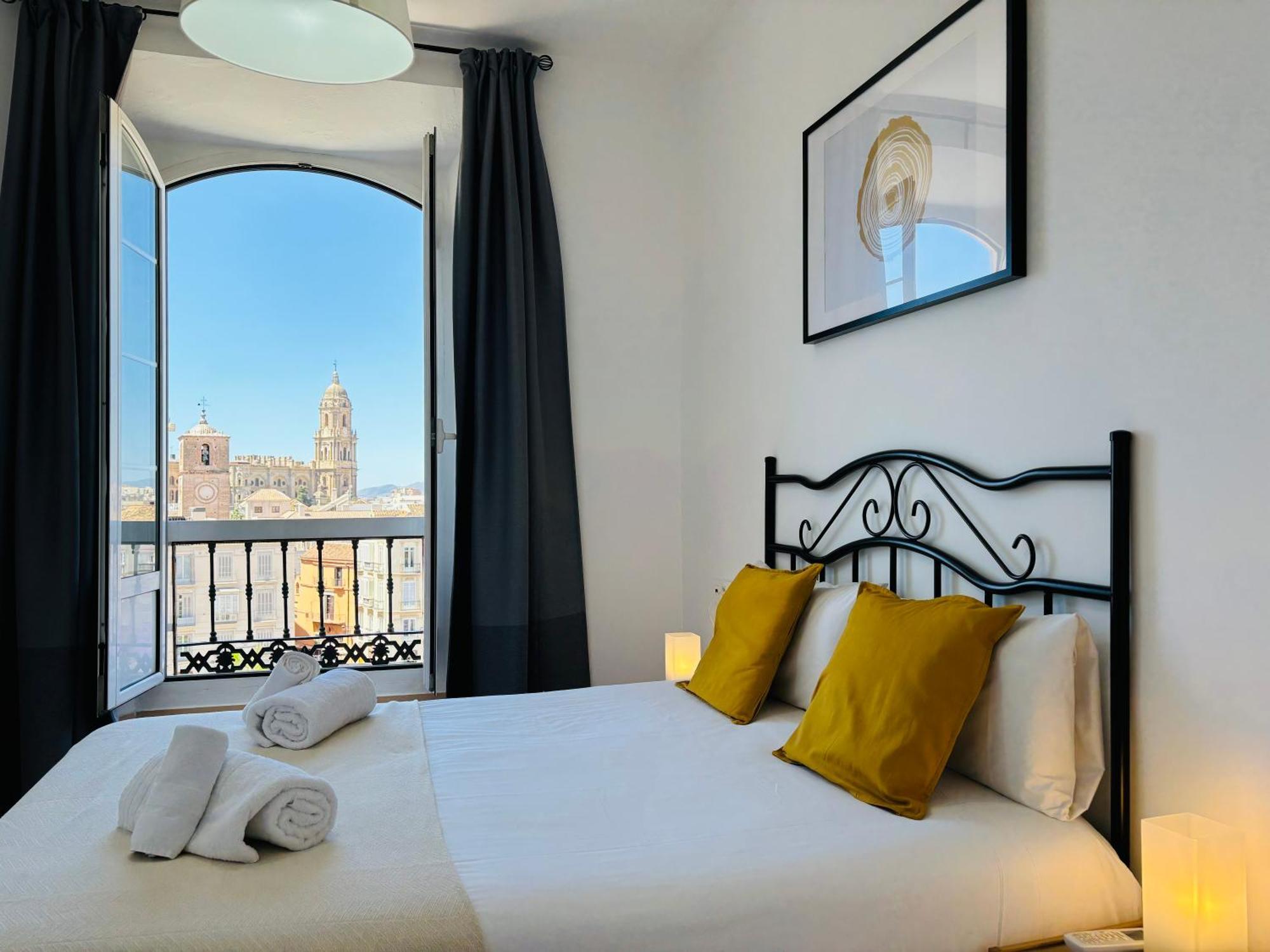 Apartamentos Alcazaba Málaga Eksteriør bilde